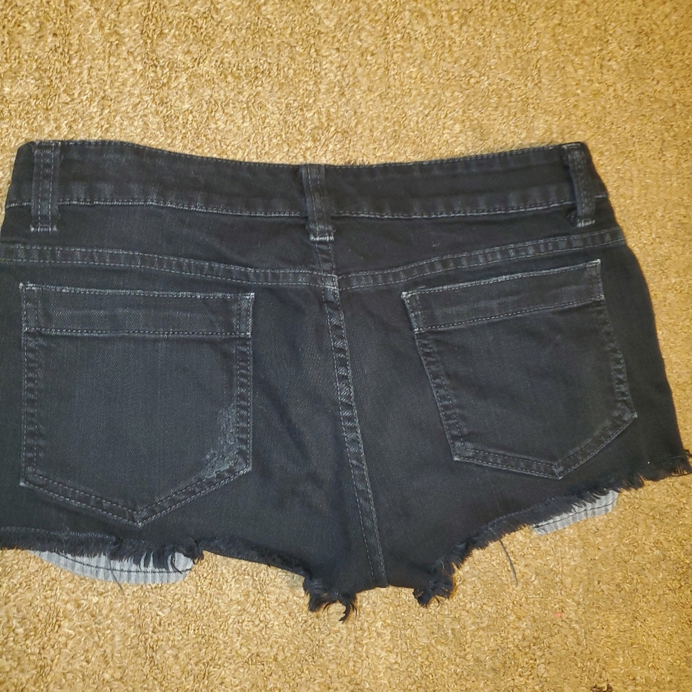 Sz 27 Carmar Shorts - Picture 3 of 3